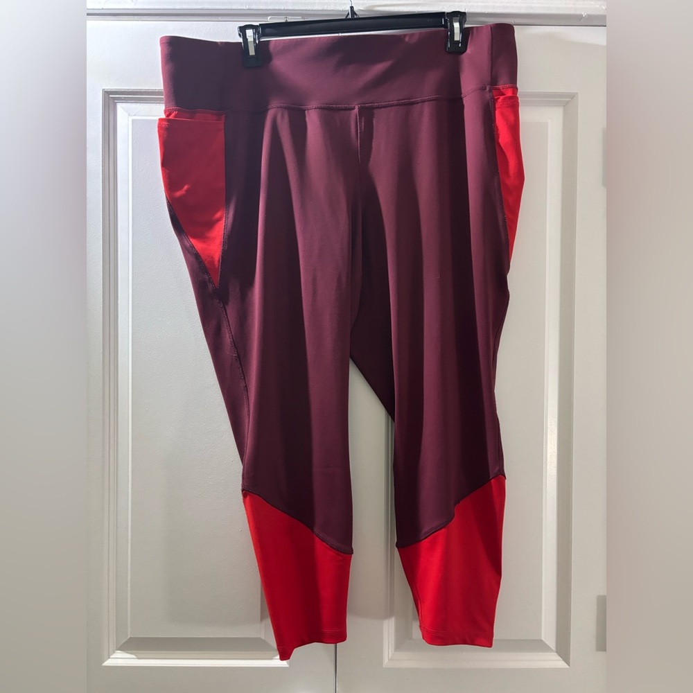 Livi Active Burgundy and Red Leggings